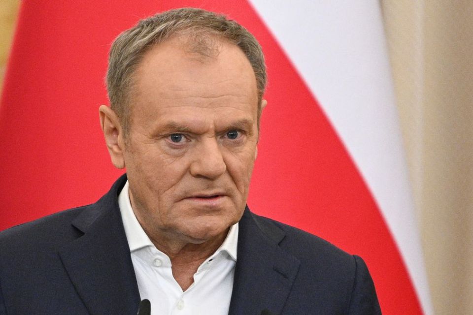 На територію Польщі залетіли 19 дронів РФ, збили менше чверті, — Туск