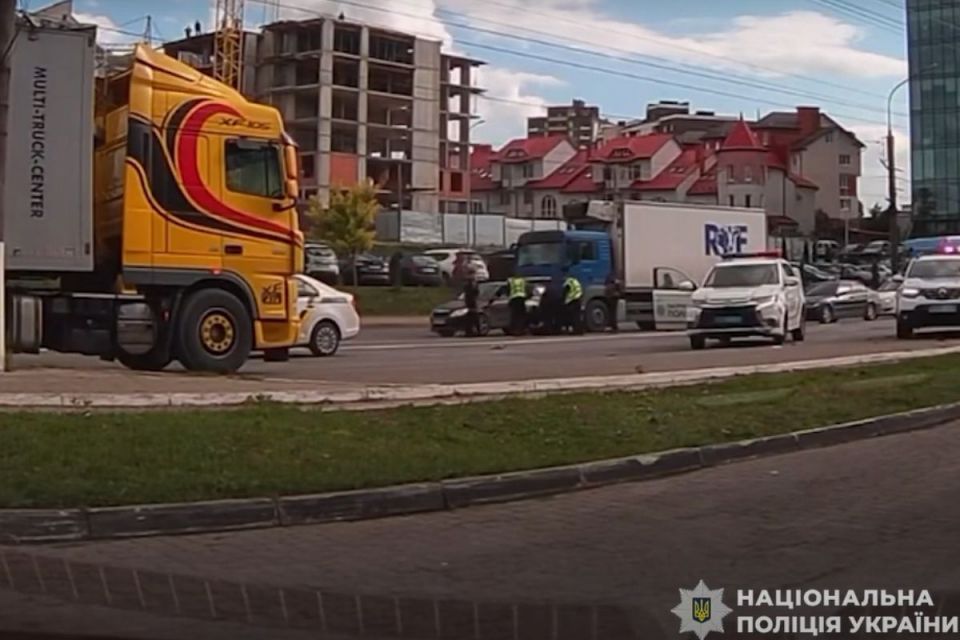 Працівник ТЦК напідпитку тікав від поліції
