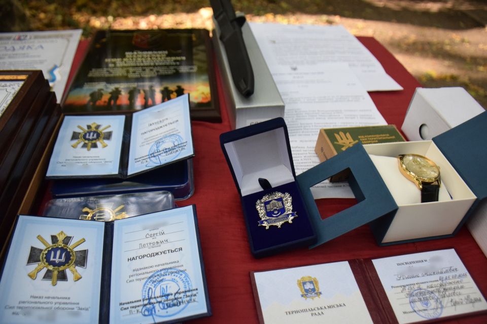 Нагородили військовослужбовців 105-ї бригади територіальної оборони