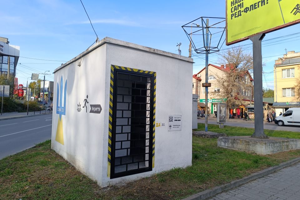 Мобільні укриття знову можуть бути зачинені: встановлять решітки та камери. Дивіться відео