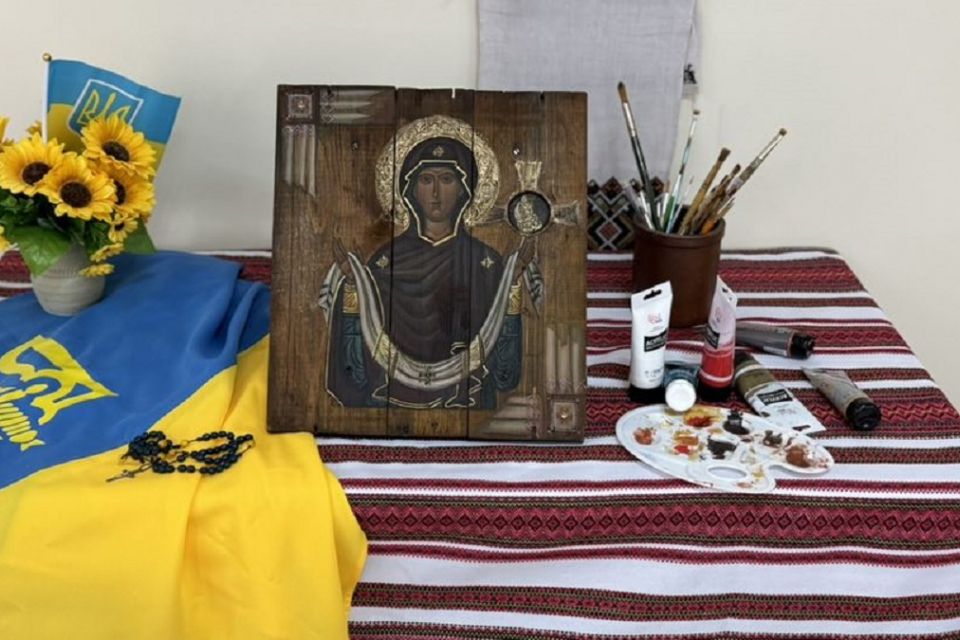 У Тернополі відкриють виставку ікон, написаних на дошках від боєприпасів