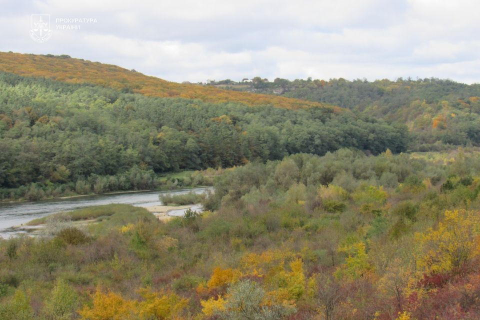 Прокуратура судиться з Бучацькою міськрадою за землі «Дністровського каньйону»