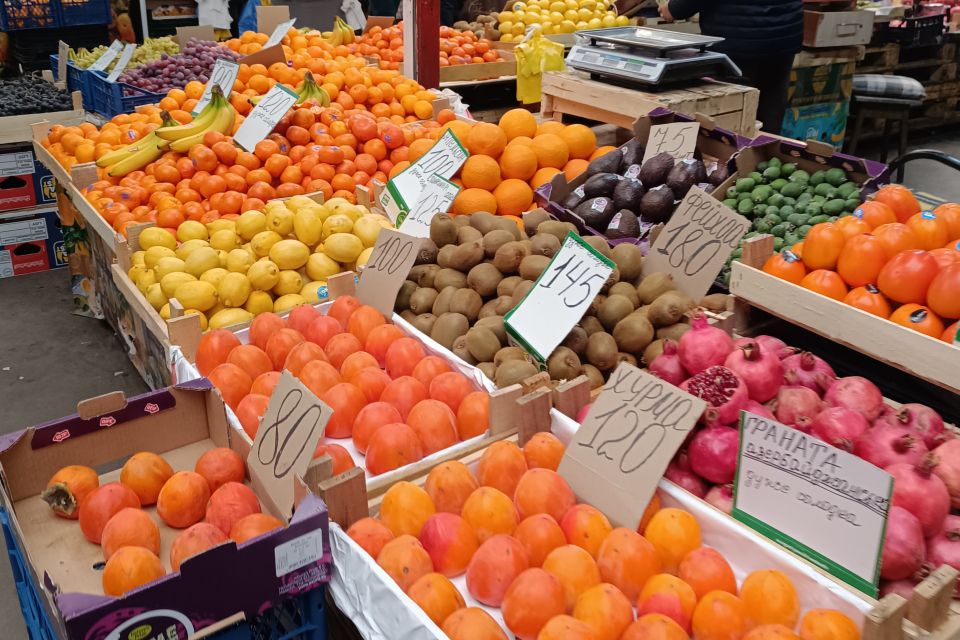 Актуальні ціни на овочі та фрукти у Тернополі: що пропонують на місцевому ринку
