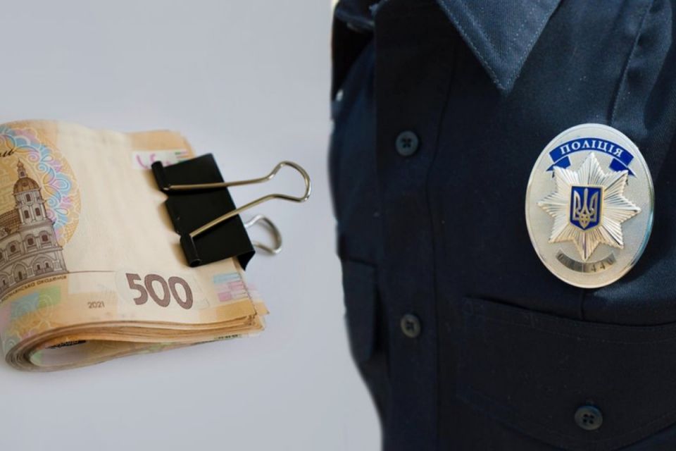 Двом чоловікам з Тернопільщини загрожує в'язниця за пропозицію хабарів поліцейським