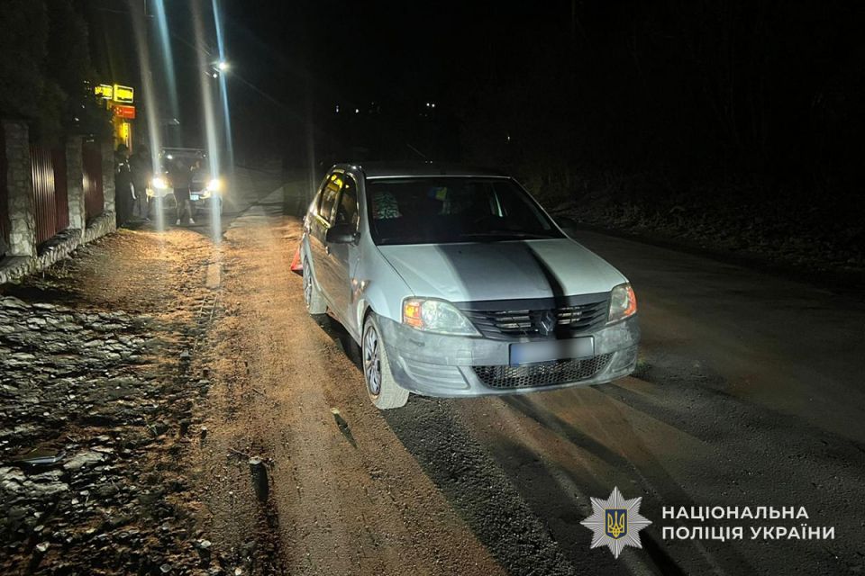 Жінка з 4-річною дитиною постраждали в аварії на Кременеччині