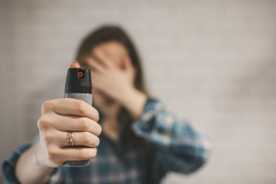 Відвідувачка магазину розпилила газовий балон в очі продавчині одного з магазинів у Тернополі