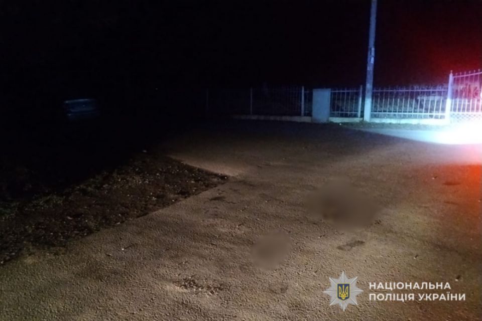 У Білій на узбіччі знайшли пораненого чоловіка, він помер у лікарні: поліція розшукує винуватця аварії