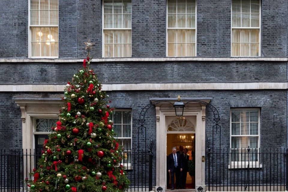 Жар-птиця з Тернополя прикрасила ялинку британського уряду