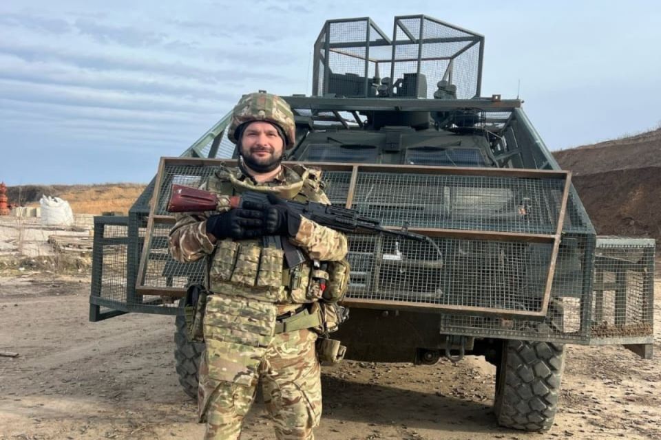 «Ворог не лише обстрілював, а й труїв газом» — захисник Ігор Бугера про 76 днів оборони Торецька