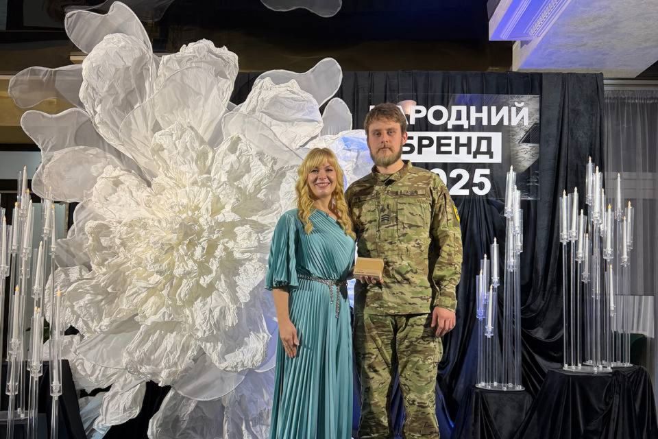 Інтернет-провайдер «Колумбус» утретє став кращим роботодавцем у конкурсі «Народний бренд» та підтримав бригаду «Азов» (новини компаній)