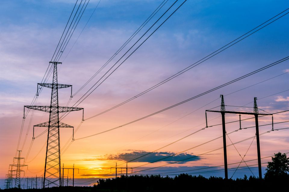 На Тернопільщині застосувують аварійні відключення електроенергії