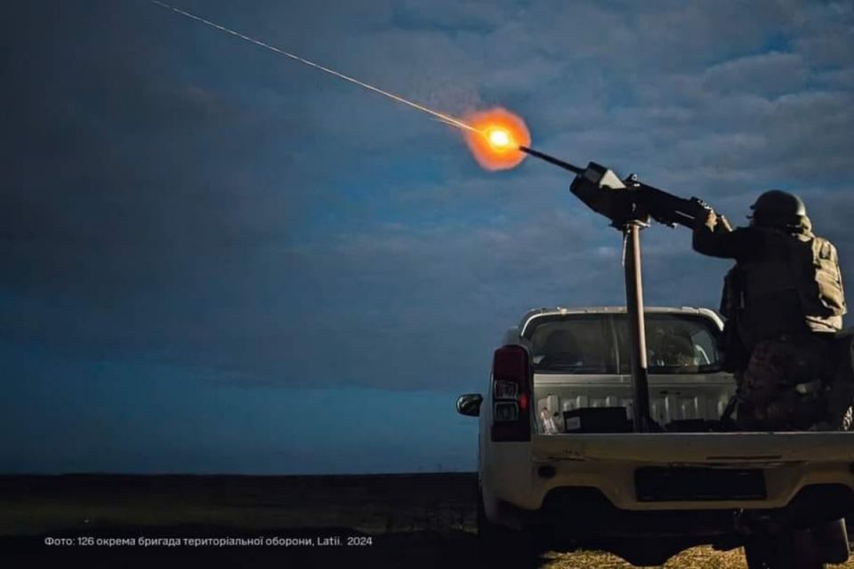 Вночі на Львівщині лунали вибухи: росіяни атакували критичну інфраструктуру