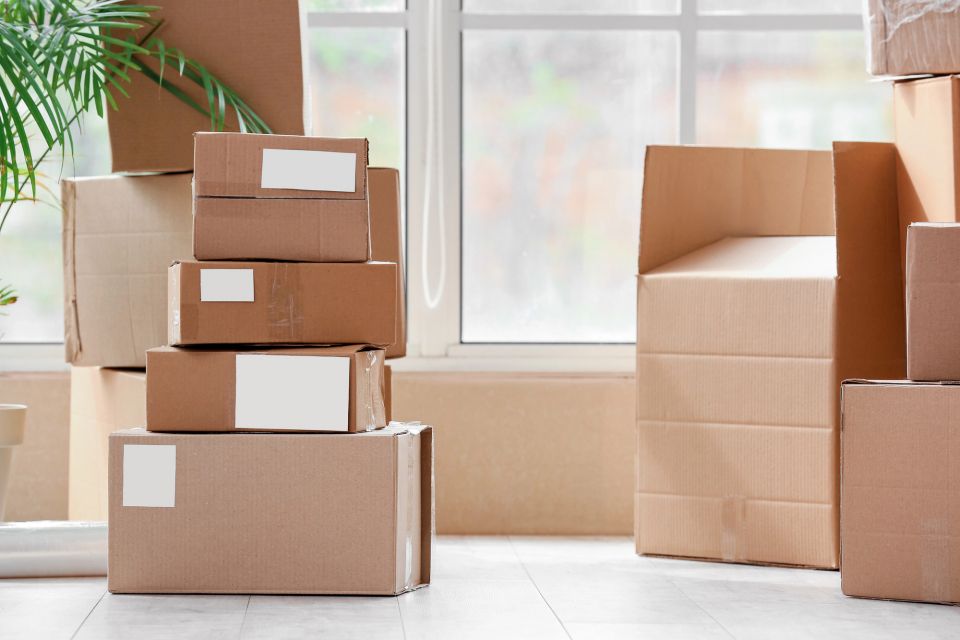 Уряд запускає безвідсоткові позики для людей, які вимушено переїжджають через надзвичайні ситуації