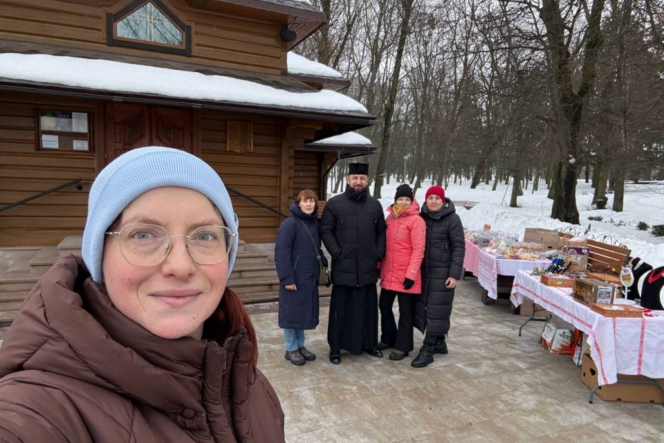 Тепло сердець — для фронту: у Тернополі провели благодійний ярмарок для збору коштів на автівки бійцям