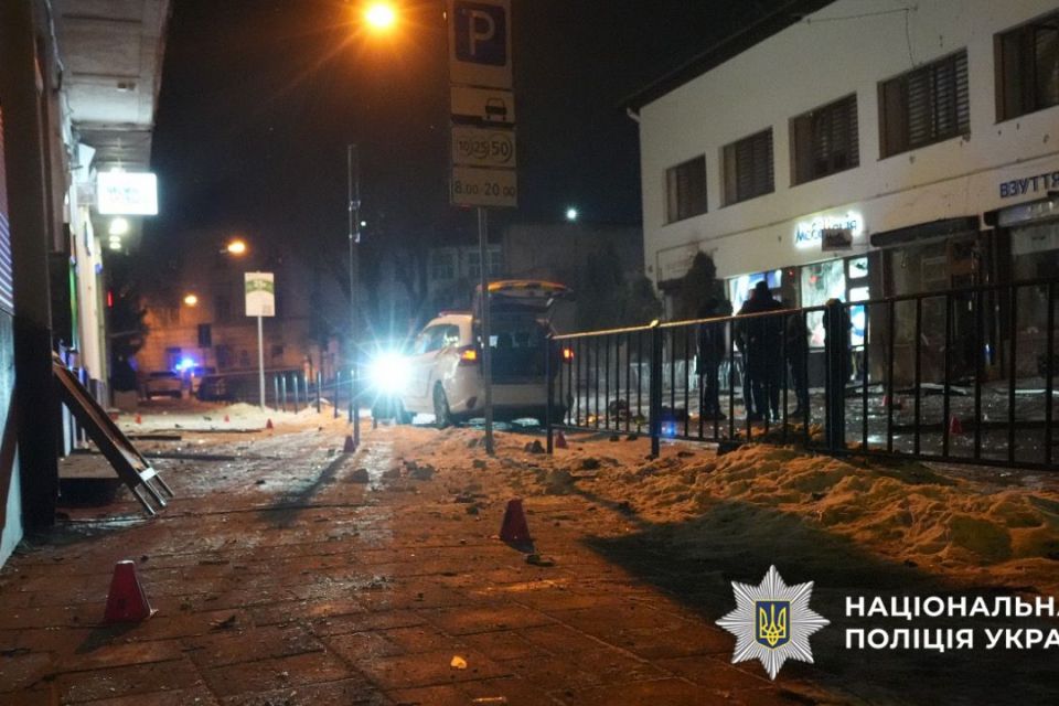 Теракт у Львові: внаслідок вибухів загинула поліцейська, поранено 24 людини