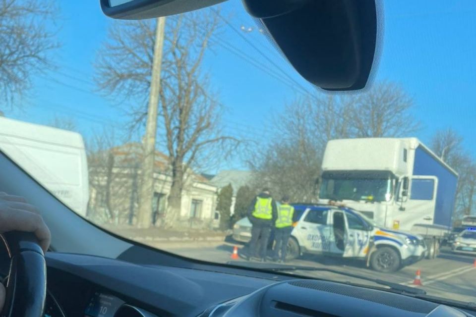 Аварія на Микулинецькій. Утворився затор