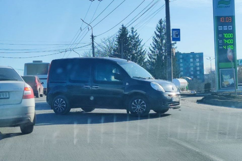 Аварія біля Микулинецького кладовища. Є травмований