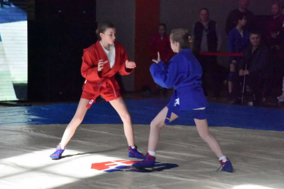 Юна спортсменка з Тернополя стала призеркою всеукраїнського турніру з самбо