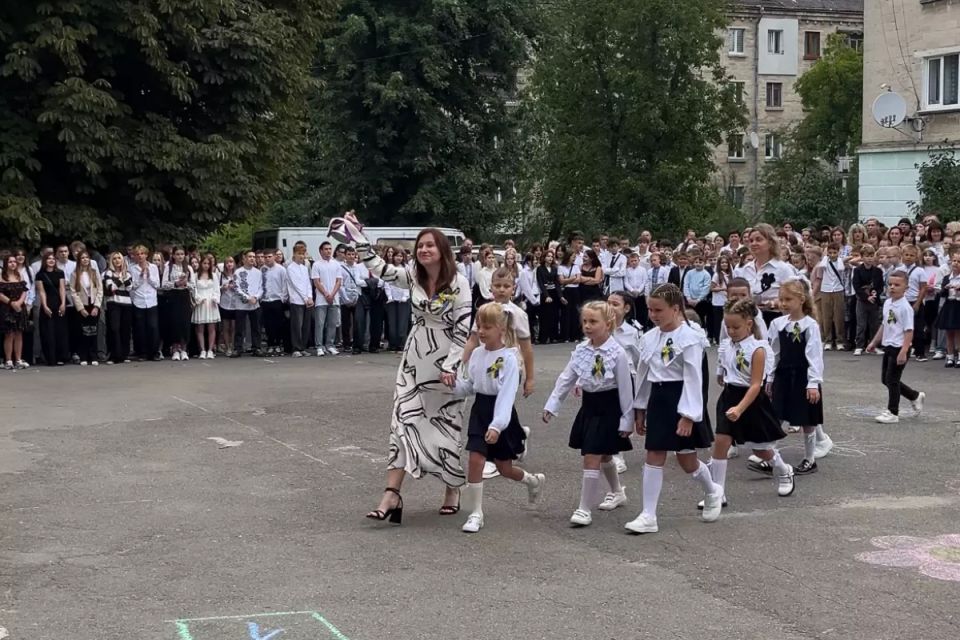 Уже розпочалась електронна реєстрація до 1 класу шкіл Тернополя на 2026-2027 навчальний рік