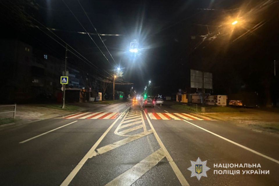 16-річного хлопця без свідомості доставили до лікарні після аварії на Злуки