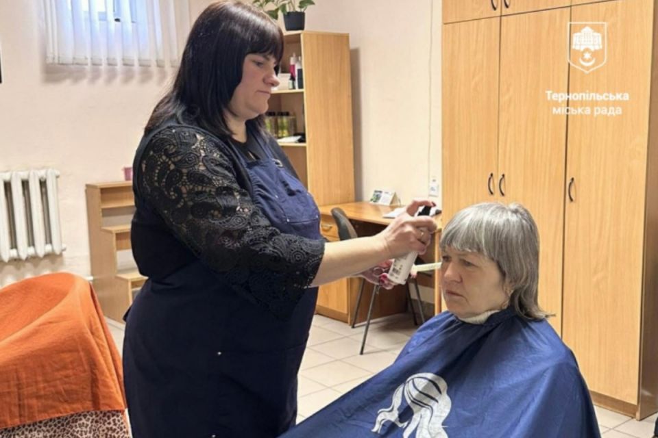 Безкоштовна стрижка в соціальній перукарні Тернополя: хто може скористатися послугою