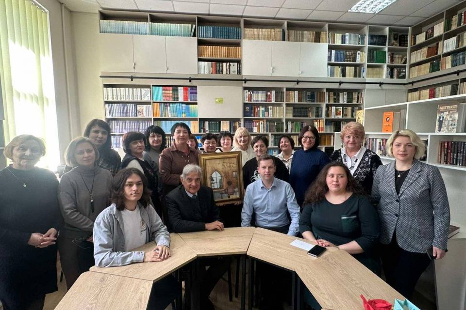 У тернопільському ліцеї вручили нагороди мецената з Австралії: хто став лауреатом