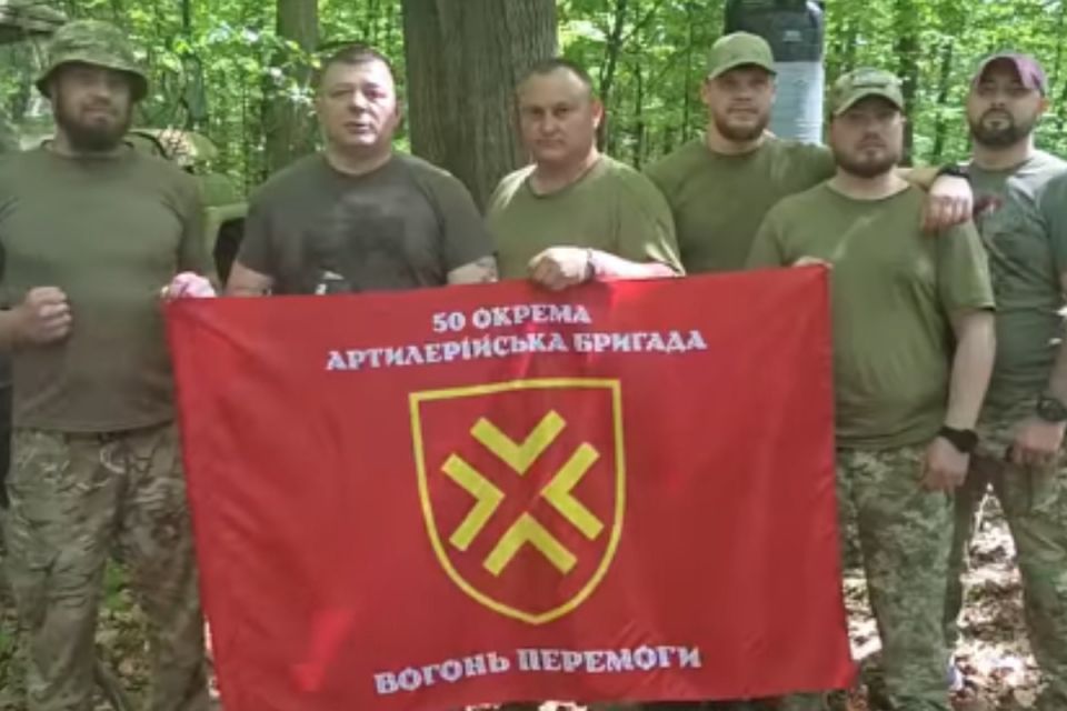 Артилеристи висловили підтримку чемпіону світу з боксу Олександру Усику напередодні поєдинку
