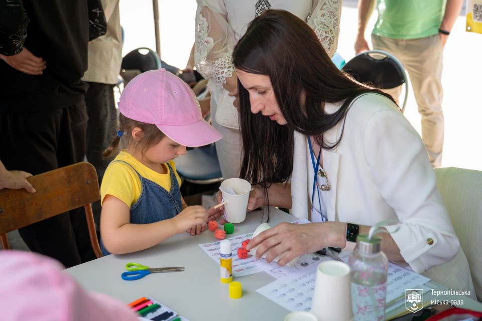 Понад тисячу учасників зібрали Наукові пікніки у центрі Тернополя