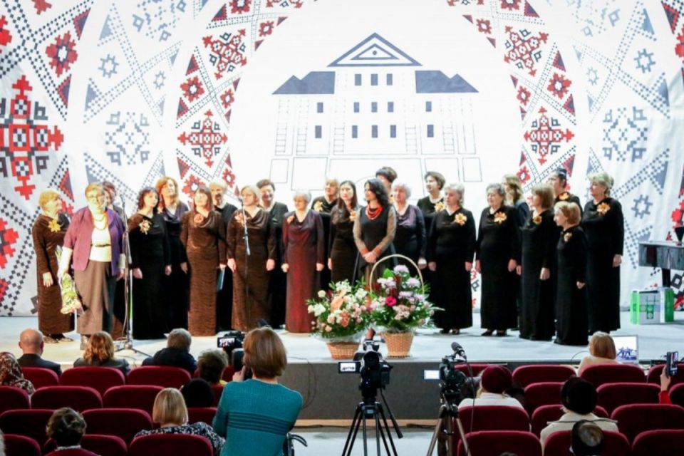 Концертом на підтримку воїнів відзначить 35-річчя народний аматорський жіночий хор «Дзвони пам’яті»