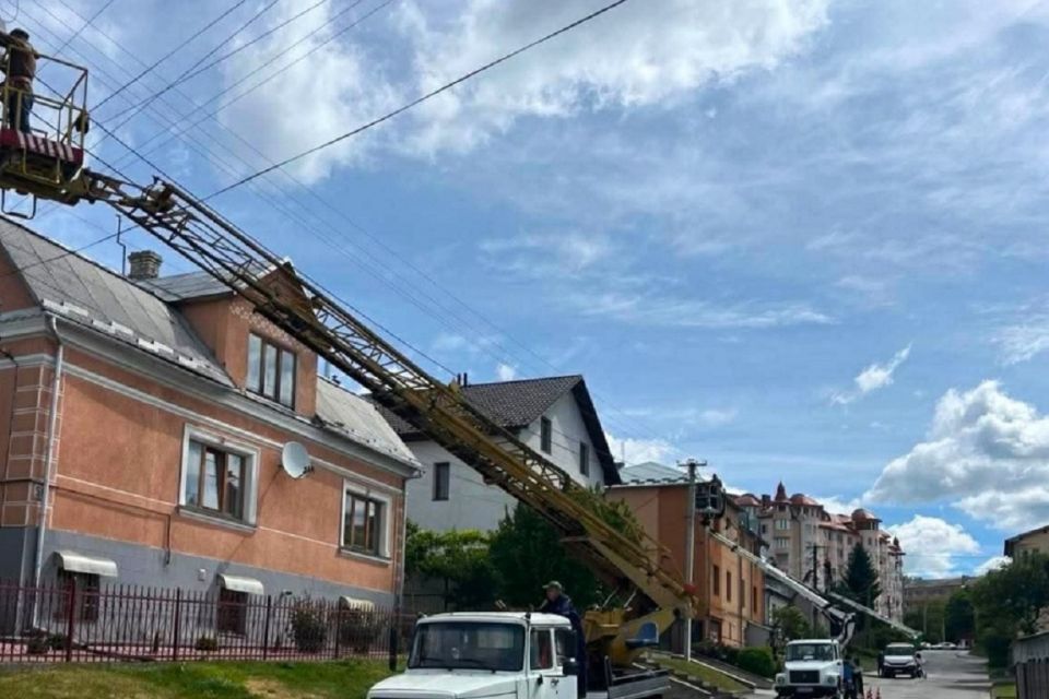 У Тернополі замінили ще 100 вуличних ліхтарів: місто переходить на LED-освітлення