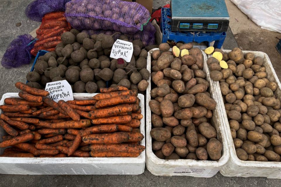 Коли за продаж картоплі, кабачків та помідорів з городу доведеться платити податок