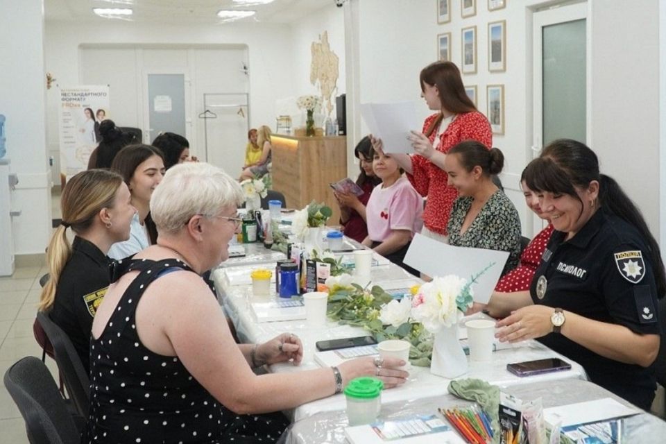 Малювали картини й говорили про втрату: на Тернопільщині підтримали родини загиблих і безвісти зниклих