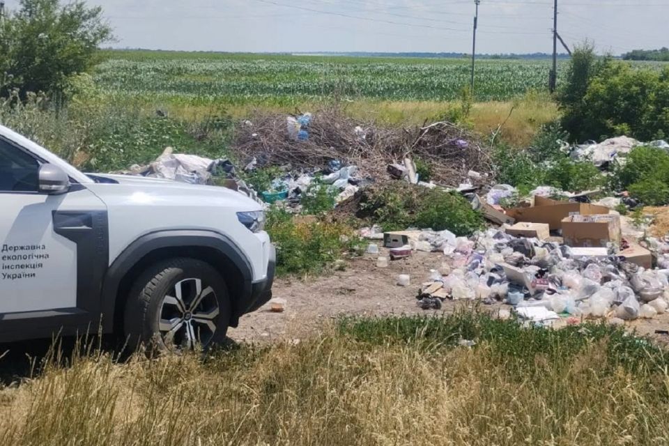 Виявили стихійне сміттєзвалище? Запрацювали нові правила: хто відповідатиме і куди звертатися
