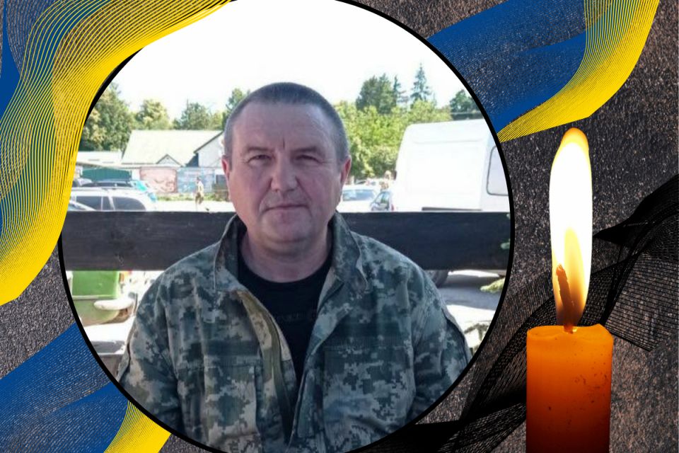Тернопільщина прощається з Героєм Олегом Сокирником