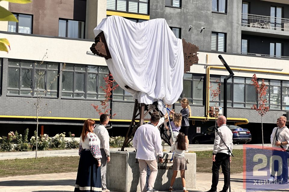 У Тернополі зʼявився сквер на честь працівників енергетики