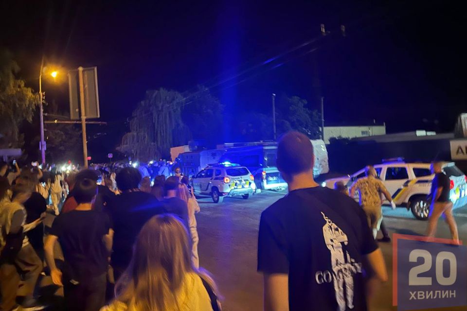 Чи могли військовослужбовці ТЦК в цивільному одязі здійснювати оповіщення на Курбаса  — пояснюємо