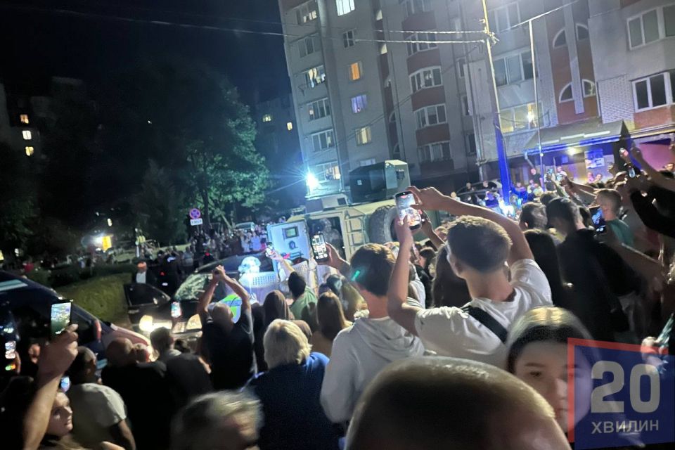 Бодікамера є, але відео не покажуть: що відповіла поліція про конфлікт з ТЦК на Курбаса