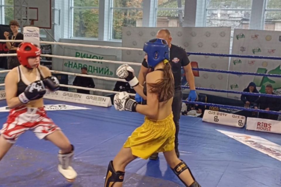 Юні тернопільські кікбоксери здобули 12 медалей на чемпіонаті України