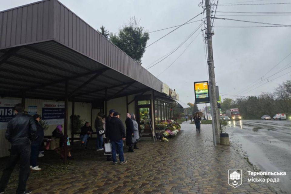 На Микулинецькій встановили електронне табло з часом прибуття громадського транспорту
