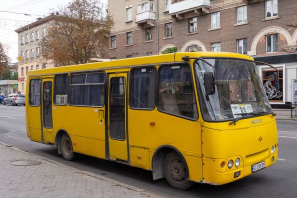 У Тернополі призупинили курсування автобуса №33