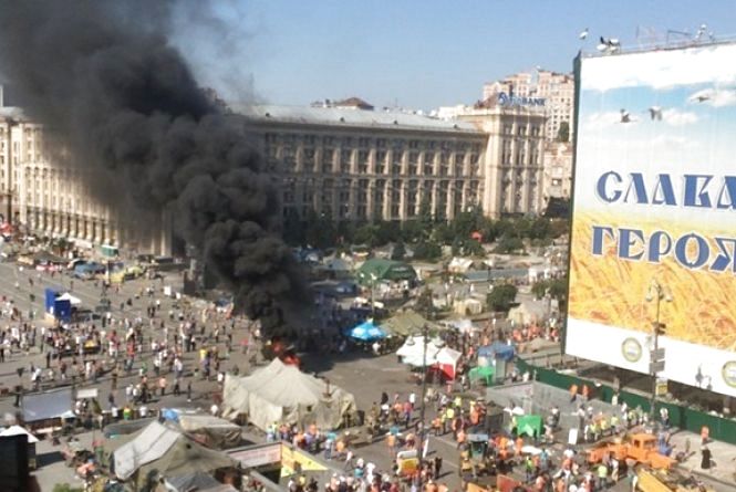 Слезы майдана. Киев до и после Майдана. Площадь Незалежности после Майдана.