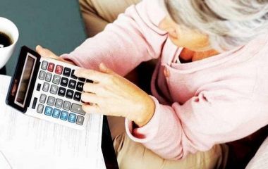 Для тих, хто виходить на пенсію у 2022-му: як і скільки нарахують і на кого чекає індексація?