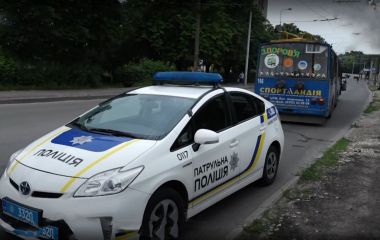 Водій тролейбуса може сісти на три роки. Хто заплатить пів мільйона компенсації за смерть пасажирки?