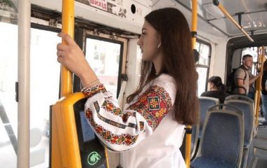 Безплатним для пасажирів у вишиванках буде проїзд в громадському транспорті Тернополя у День міста