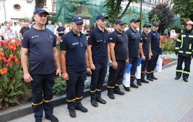 На «Алеї слави» у Тернополі відкрили нову зірку – рятувальника ДСНС