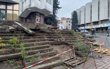 Закинутий торговий центр у центрі Тернополя можуть відновити