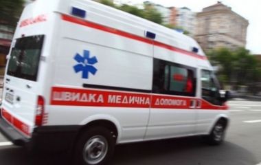 Медики у Тернополі врятували 100-річну жінку, в якої зупинилось серце