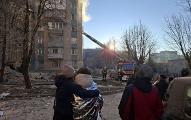 Є загиблі та поранені. Кадри з Тернополя після удару ворога: репортаж «20 хвилин»