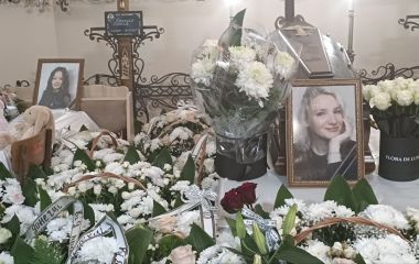 Амелії щойно виповнилося 8, як її життя забрала ворожа ракета. Дівчинка загинула разом із мамою