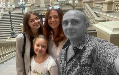 «Час не лікує. Просто вчимося жити з болем». Історія родини Ременців через рік після трагедії